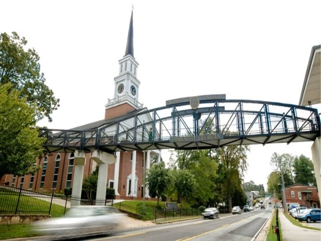 picture of the crossover bridge at Piedmont College in downtown demorest, ga.